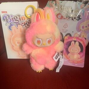 Pop Mart Big Into Energy Labubu - Loyalty